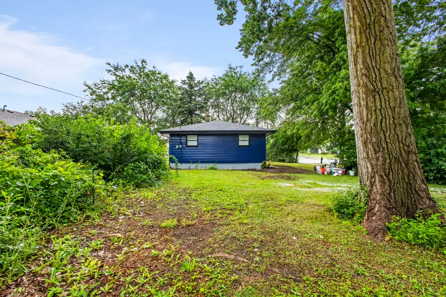 8632 Broadway Dr, Sturtevant, WI 53177 - #3