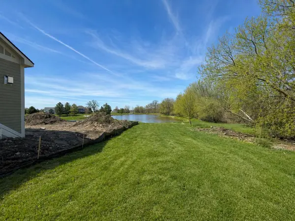 N999 Winds Way, Ashippun, WI 53066