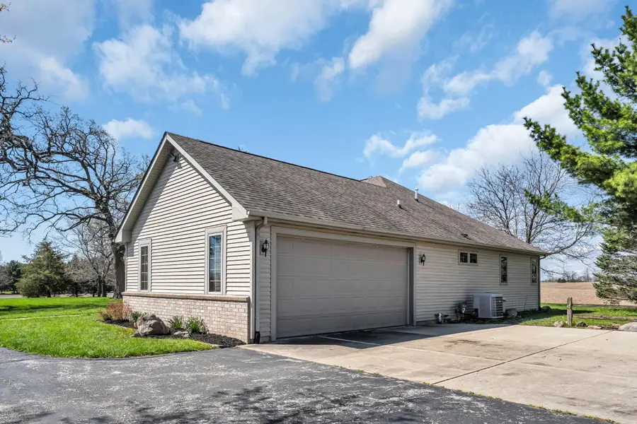 3907 S 108th St, Raymond, WI 53126 - #3