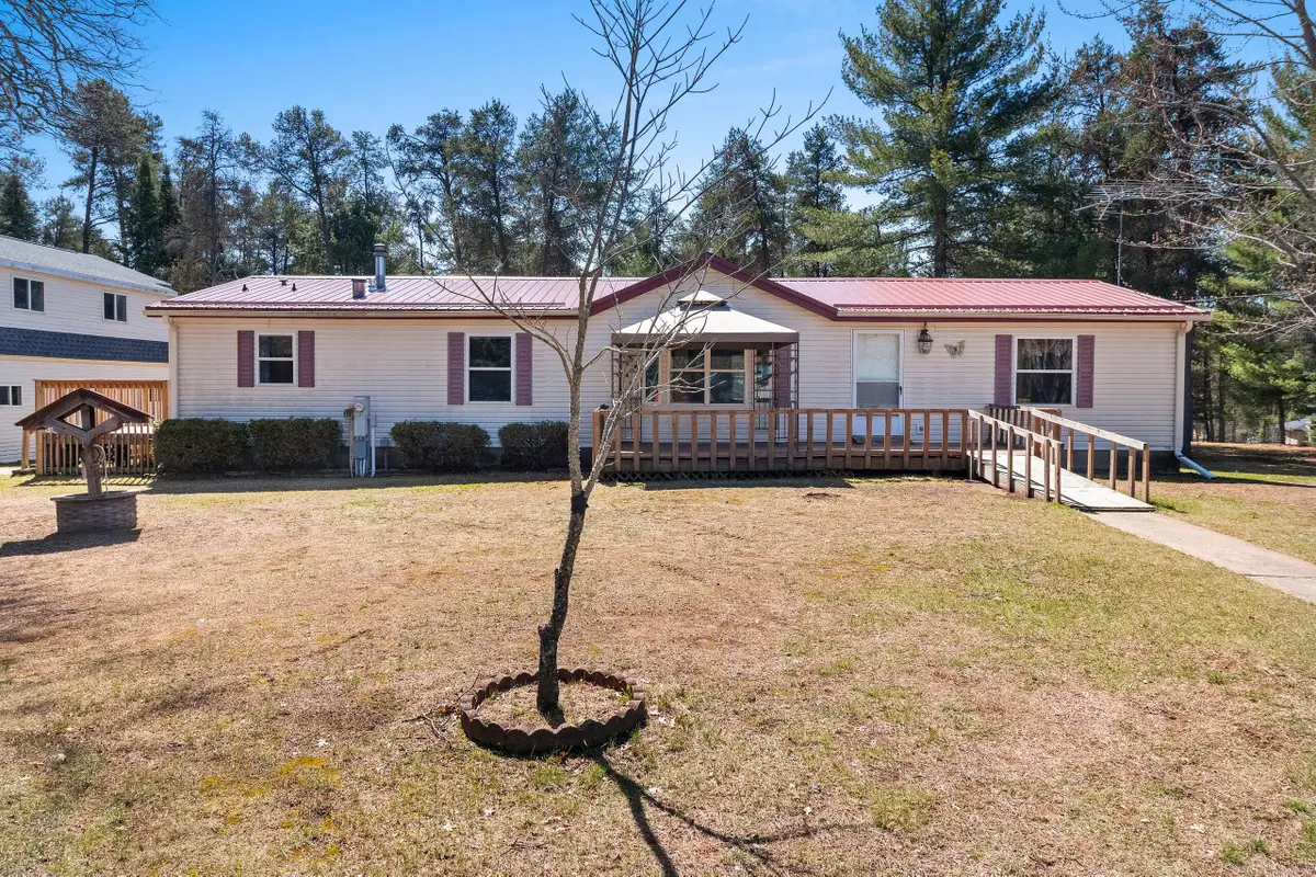 N10268 Hummingbird Ln, Athelstane, WI 54104 - #1
