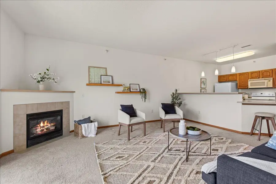 6000 S Buckhorn Ave, Cudahy, WI 53110 - #3