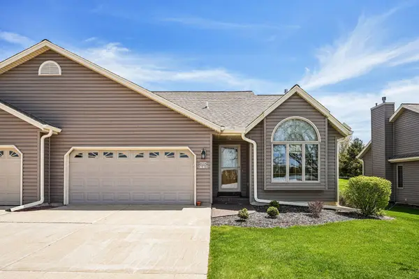 N204W16184 Jackson Dr, Jackson, WI 53037