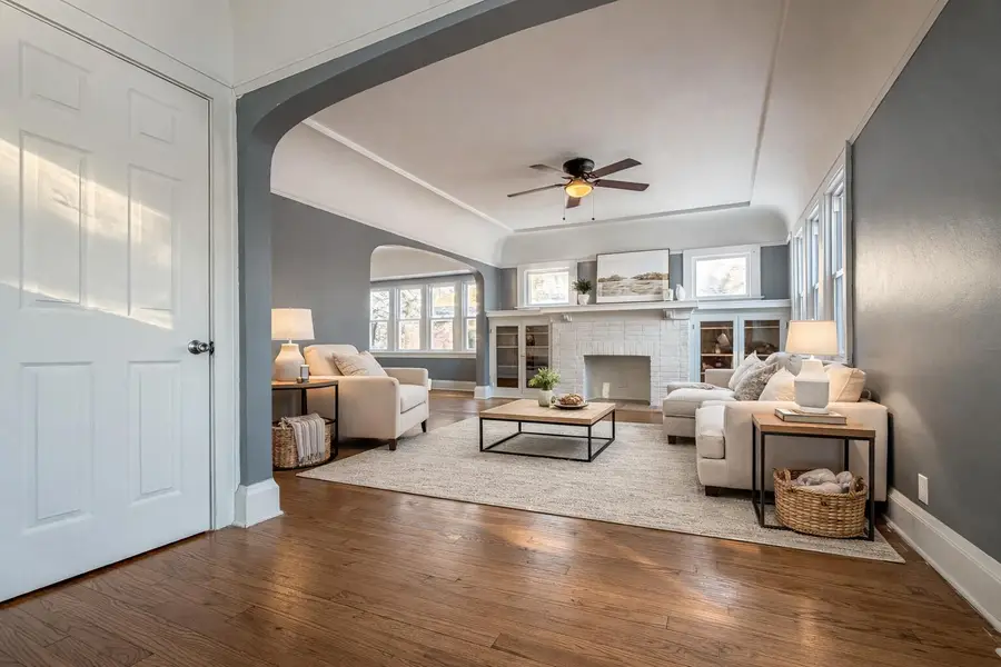 6220 W Girard Ave, Milwaukee, WI 53210 - #3