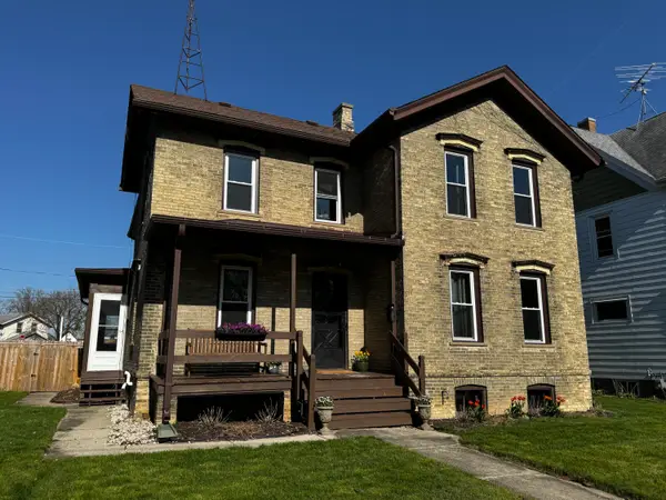 209 College Ave, Watertown, WI 53094