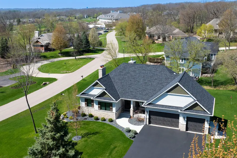 1260 Deer Ct, Geneva, WI 53147 - #3