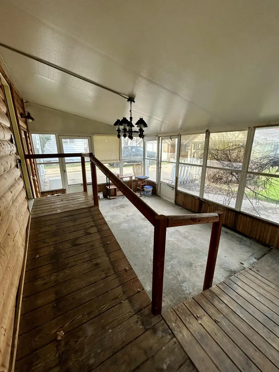 413 S Myrtle St, Sparta, WI 54656 - #3