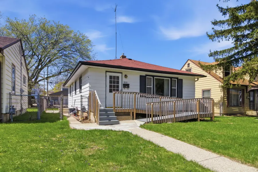 5919 N 67th St, Milwaukee, WI 53218 - #2