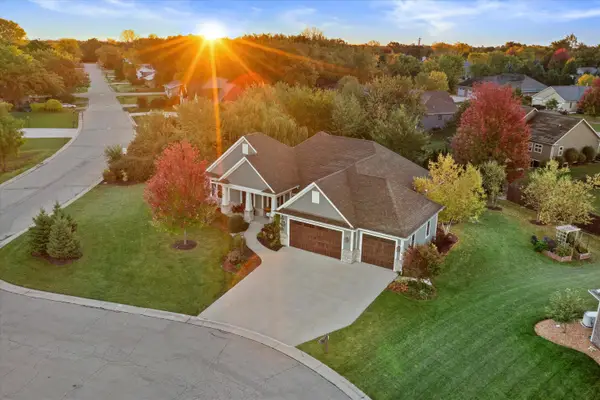 5913 Carriage Hills Dr, Mount Pleasant, WI 53406