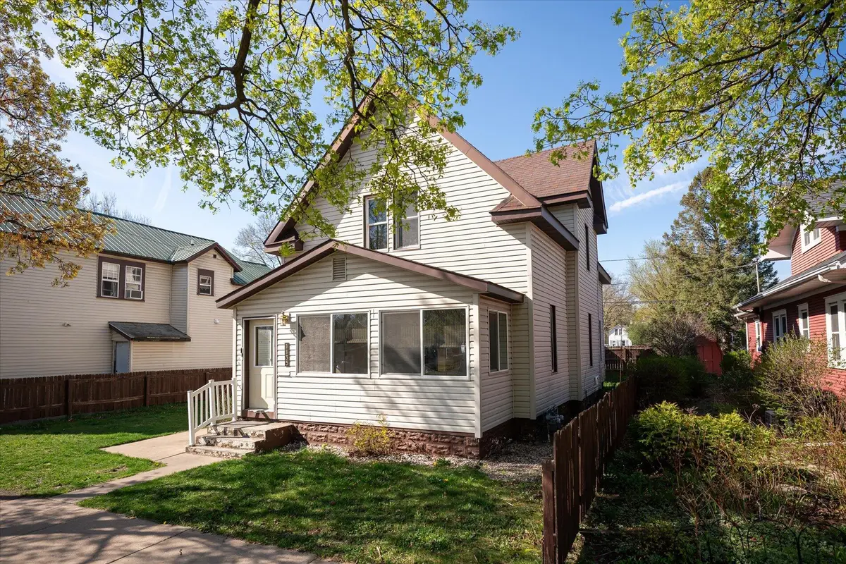 1135-1137 Tyler St, La Crosse, WI 54601 - #1