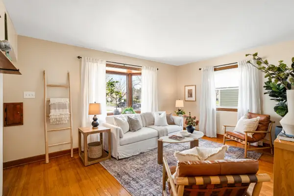 129 E Ohio Ave, Milwaukee, WI 53207