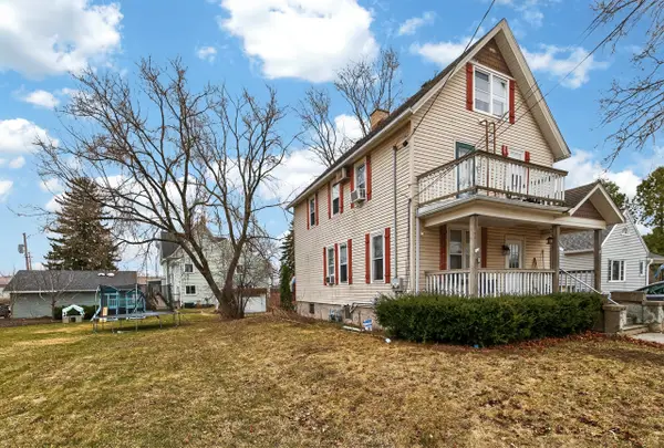 1326 Midland Ave, Kewaskum, WI 53040