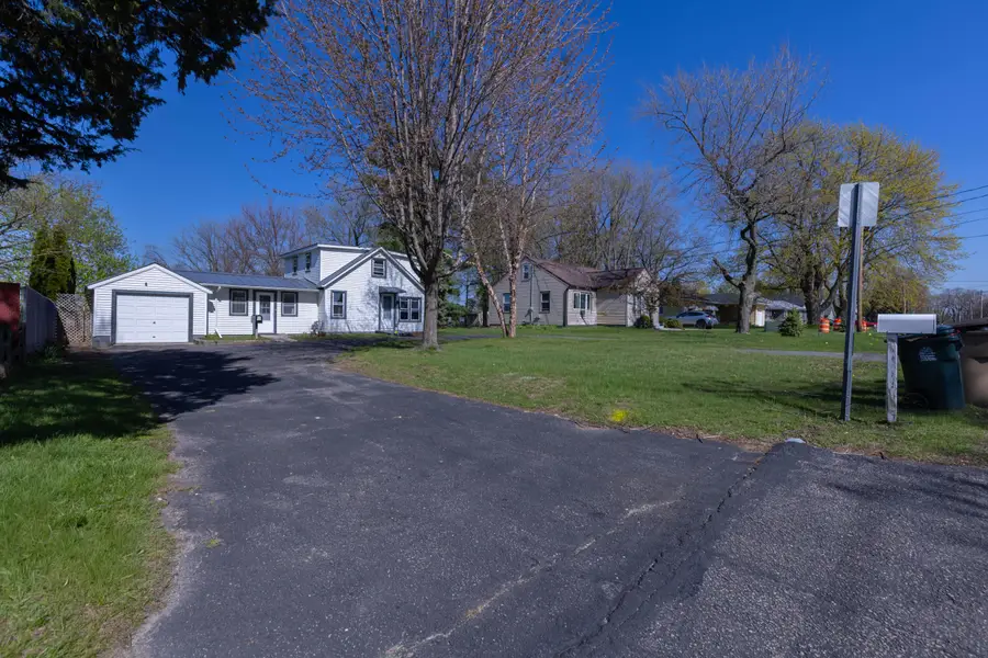 1445 Macarthur Rd, Madison, WI 53714 - #2