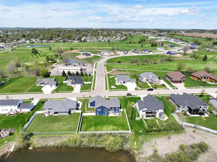 620 E Clancy St, Jefferson, WI 53549 - #3