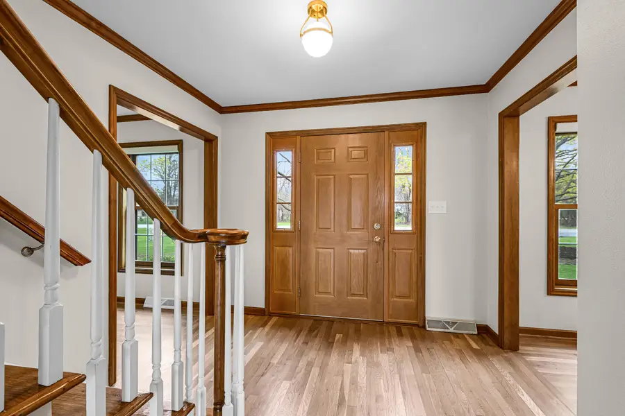 11415 N Lake Shore Dr, Mequon, WI 53092 - #2