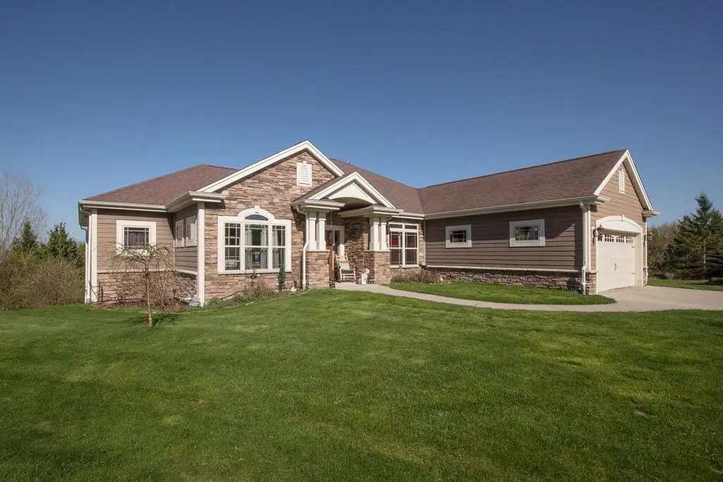 N5194 Blue Valley Rd, Herman, WI 53027 - #1