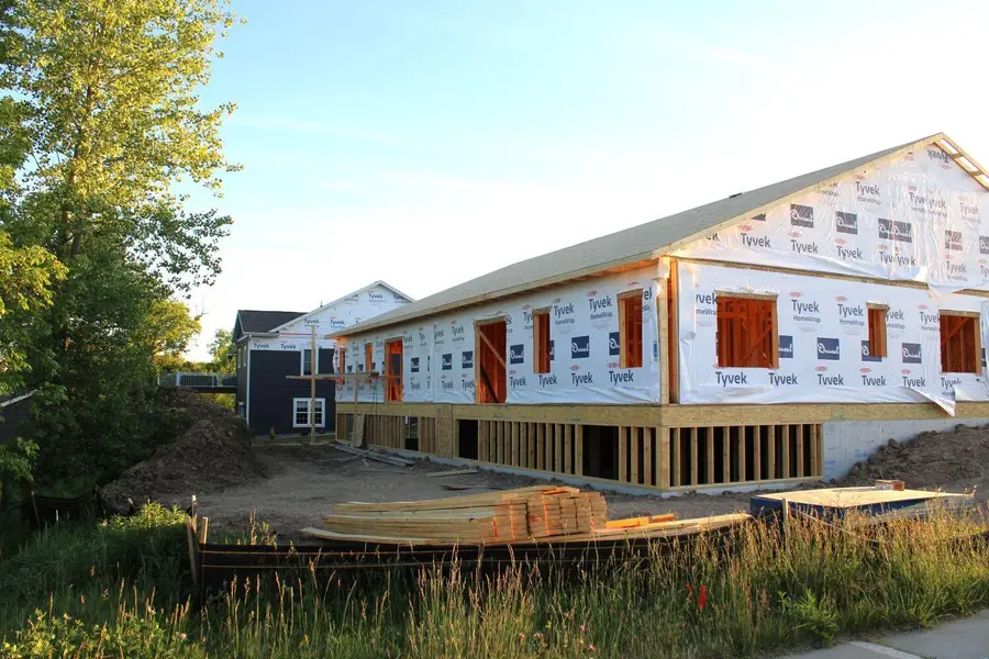 509 Emerald Pt, Kewaskum, WI 53040 - #3