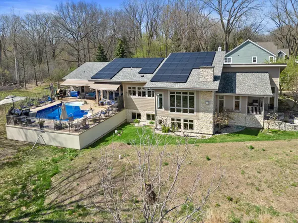 9112 3rd Ave, Pleasant Prairie, WI 53158