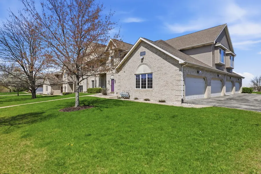 7010 53rd St, Kenosha, WI 53144 - #3