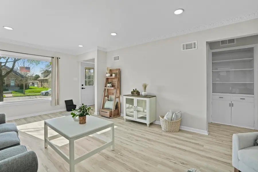 3766 N 77th St, Milwaukee, WI 53222 - #2