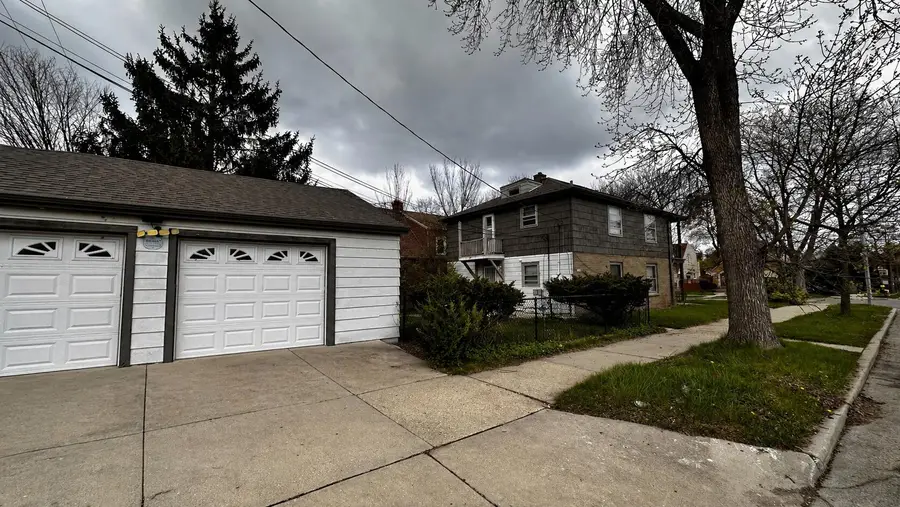 3901 N 52nd St, Milwaukee, WI 53216 - #2
