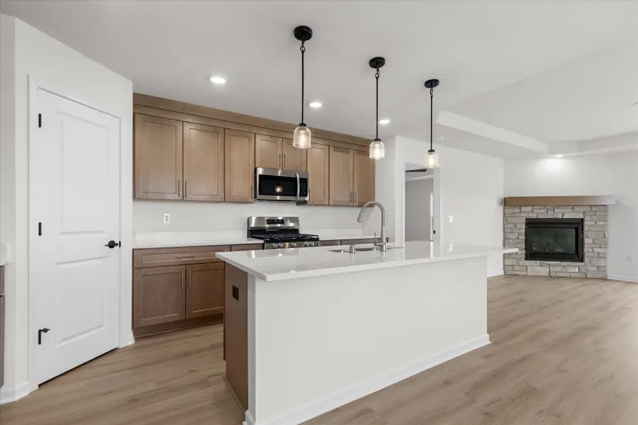 500 Hunter Oaks Blvd, Watertown, WI 53094 - #3