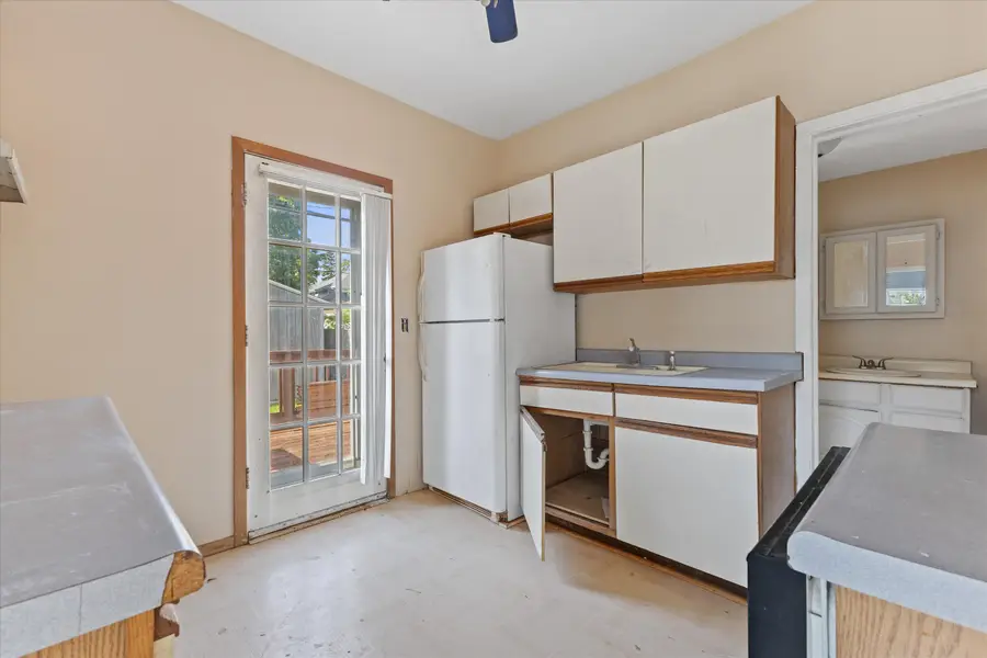 2401 Hansen Ave, Racine, WI 53405 - #2