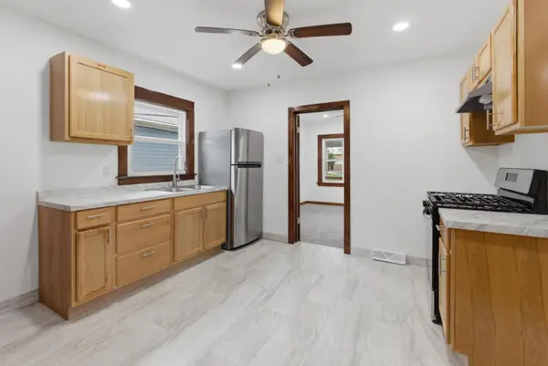 3206 E Grange Ave, Cudahy, WI 53110