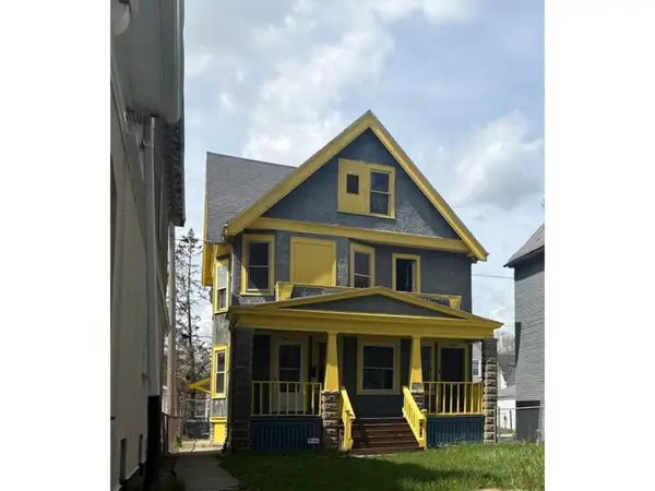 2861 N 16th St, Milwaukee, WI 53206
