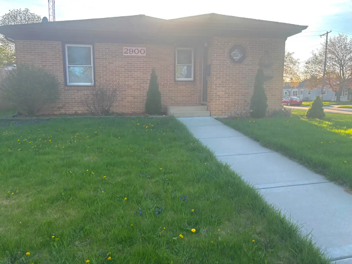 2900 Drexel Ave, Racine, WI 53403 - #1