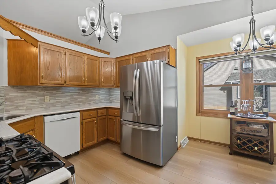 W159N11449 Red Oak Cir, Germantown, WI 53022 - #3