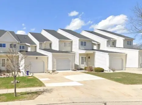 7760 W Tuckaway Shores Dr, Franklin, WI 53132 - #1