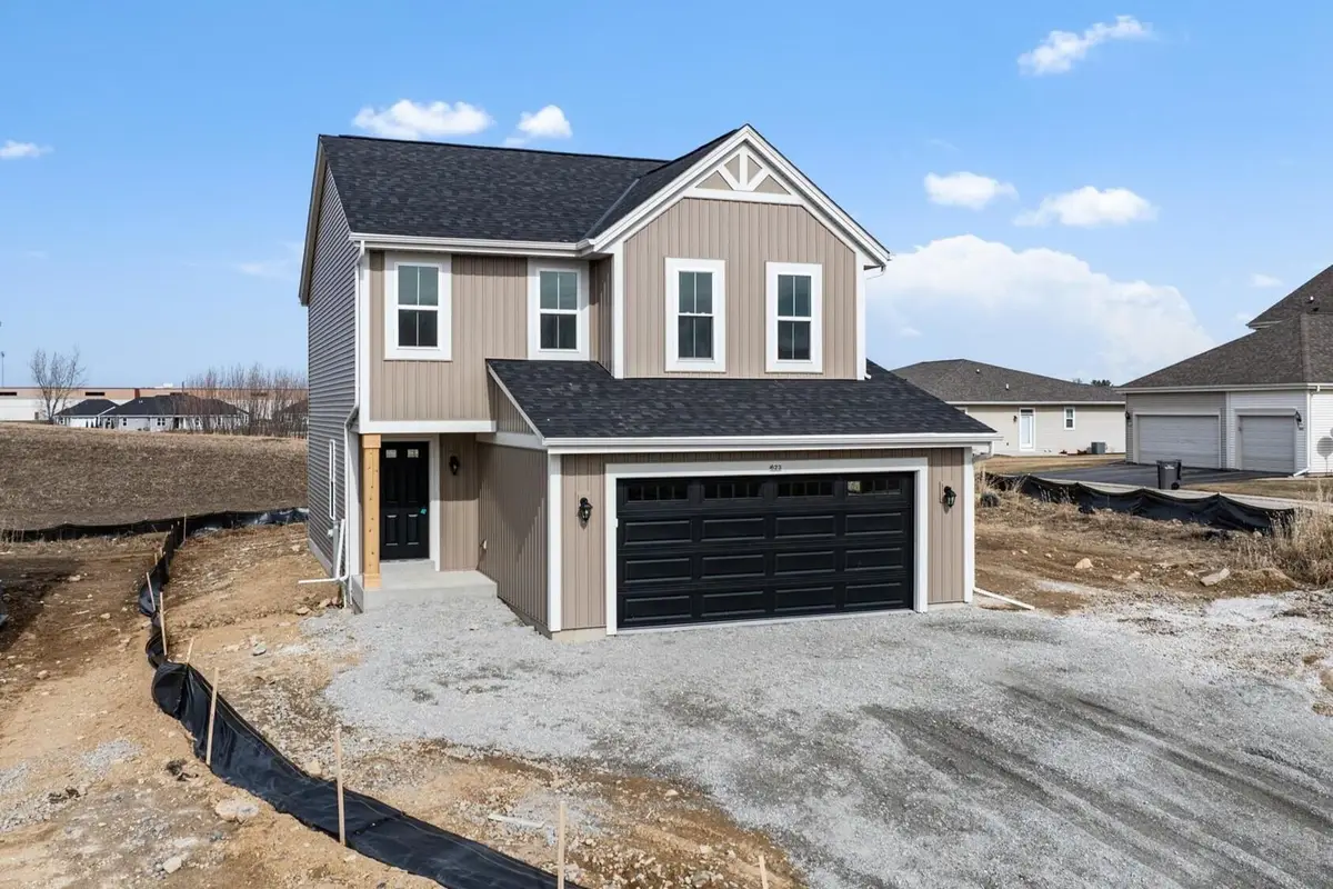 623 Belmont Dr, Watertown, WI 53094 - #1