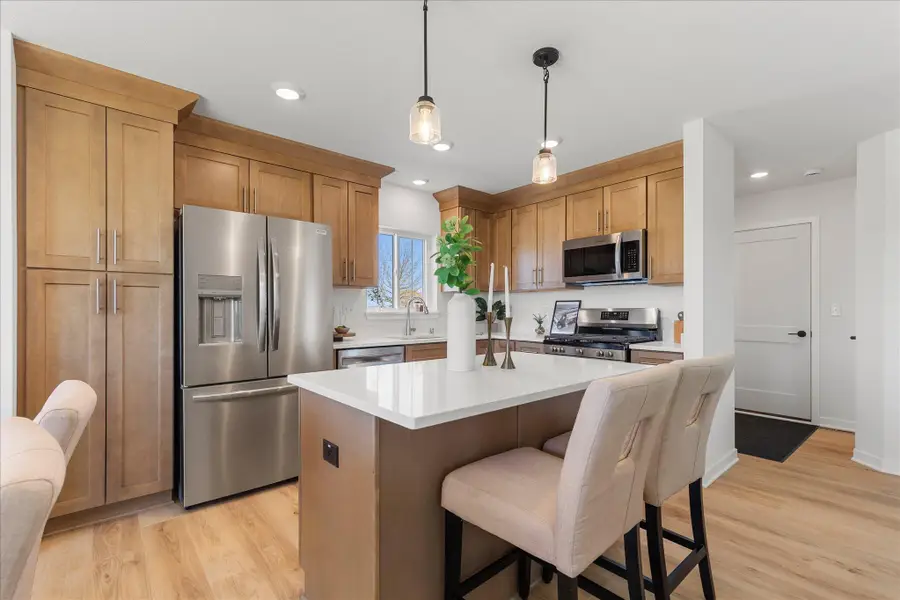 623 Belmont Dr, Watertown, WI 53094 - #2