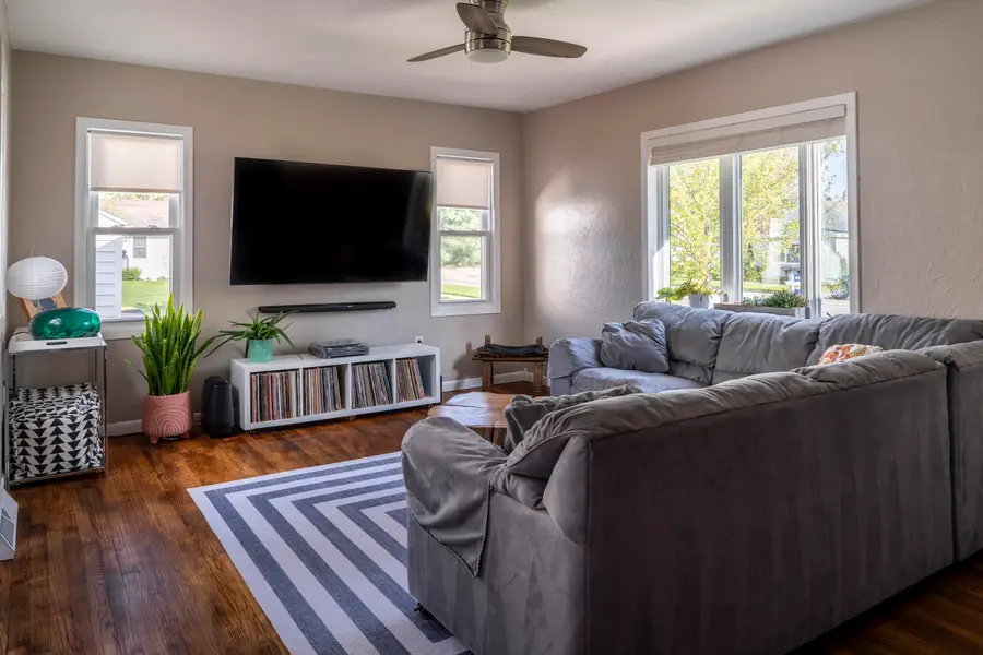 524 2nd St S, La Crescent, MN 55947 - #2