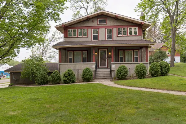 916 Whitewater Ave, Fort Atkinson, WI 53538