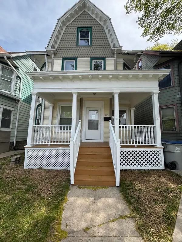 2570 N Oakland Ave, Milwaukee, WI 53211