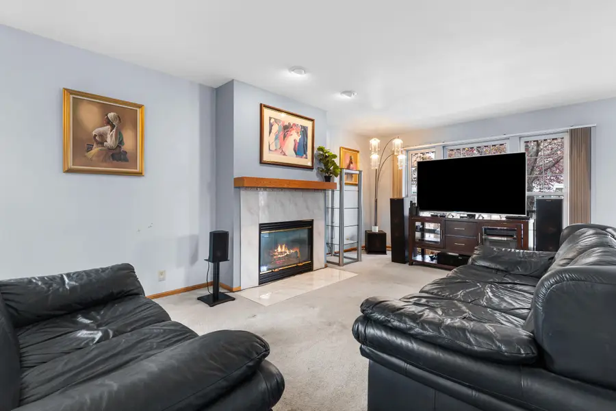 1721 N 21st St, Milwaukee, WI 53205 - #2