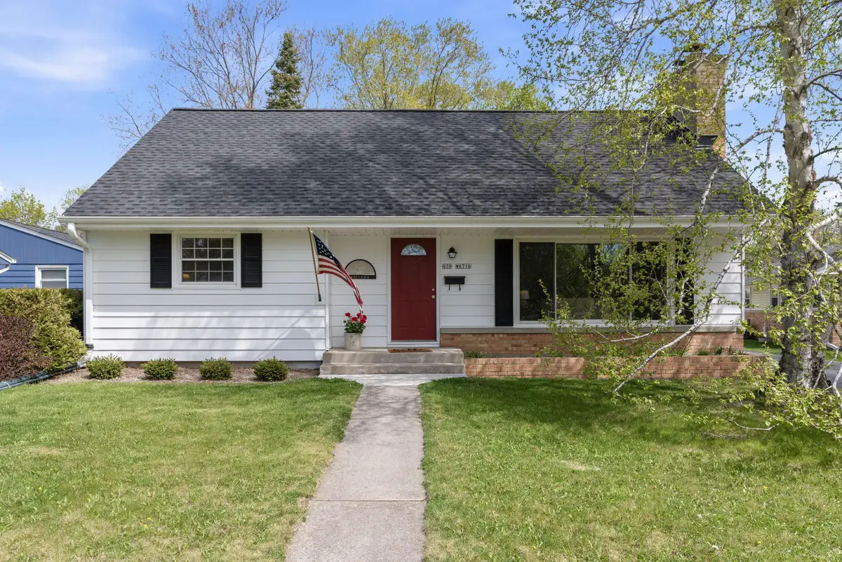 N38W6716 Wilson St, Cedarburg, WI 53012 - #1