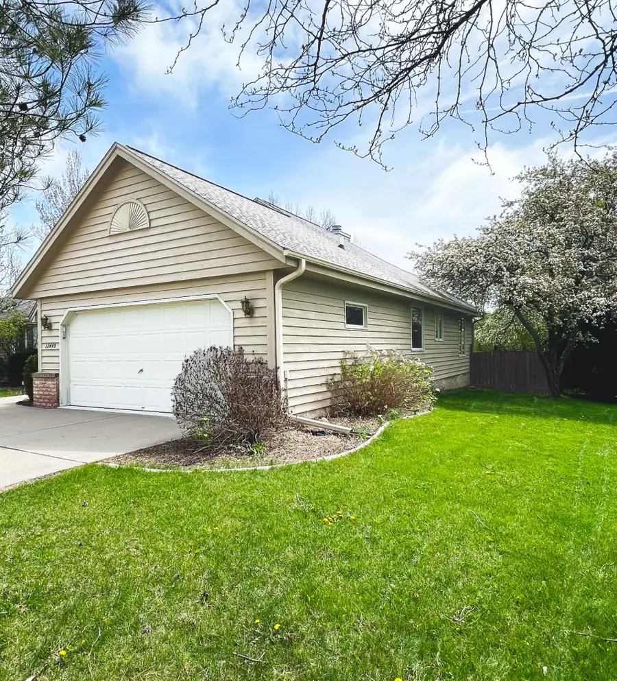12445 W North Ln, New Berlin, WI 53151 - #3