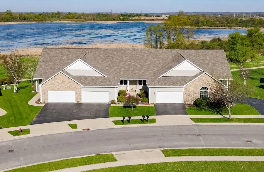 660 Waters Edge Dr, Whitewater, WI 53190 - #3