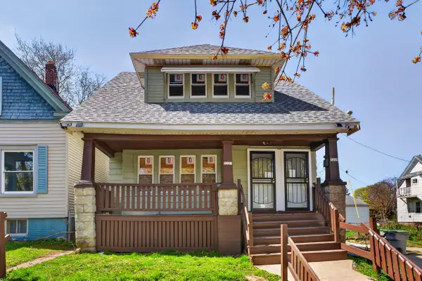 3227 N 15th St, Milwaukee, WI 53206