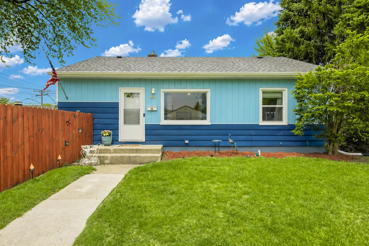 6800 W Ohio Ave, Milwaukee, WI 53219 - #1