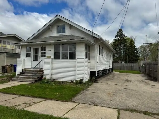 2618 73rd St, Kenosha, WI 53143 - #1