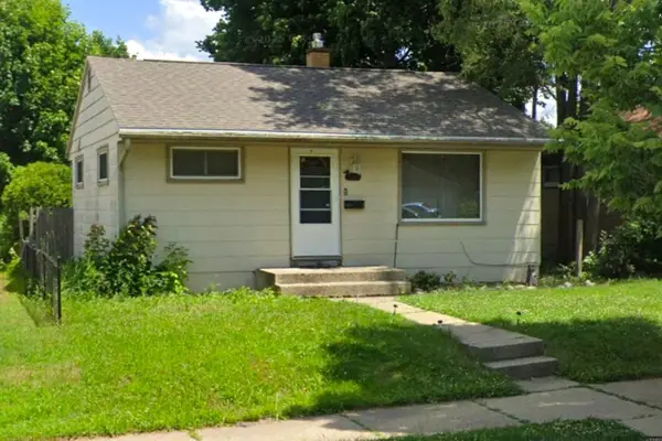 5668 N 70th St, Milwaukee, WI 53218