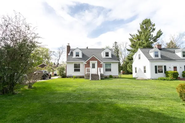 10540 W Spring Green Rd, Greenfield, WI 53228
