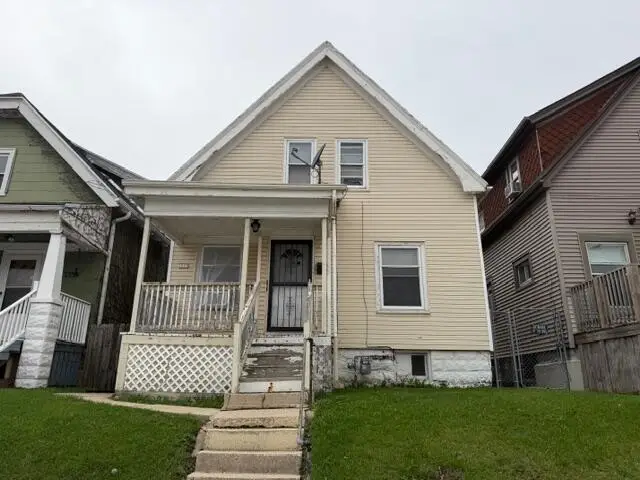 3357 N Holton St, Milwaukee, WI 53212 - #1