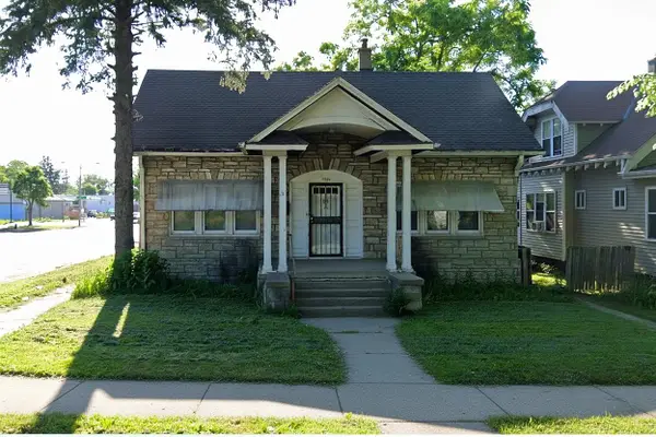5568 N 38th St, Milwaukee, WI 53209