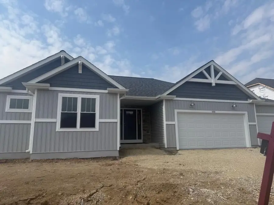 1313 Peony Pl, Fort Atkinson, WI 53538 - #2