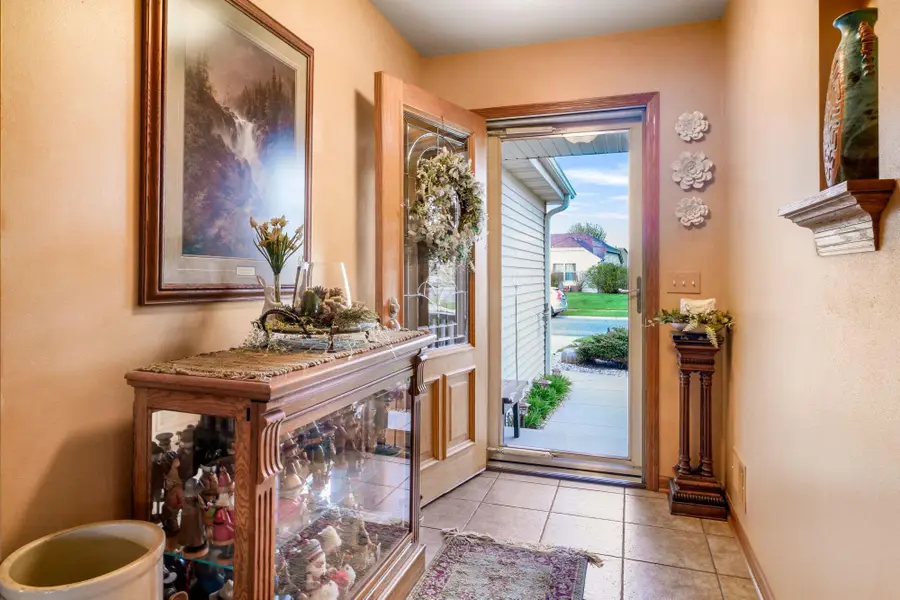 1251 Chippewa Dr, Hartford, WI 53027 - #3