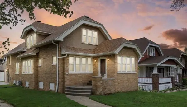 2503 N 48th St, Milwaukee, WI 53210